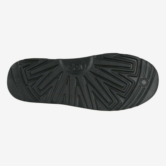 UGG Classic Mini Urban Tech WP Charcoal - Picture 10 of 11